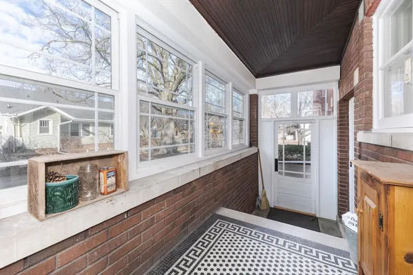 $349,000 | 1926 East Oakland Avenue, Bloomington, IL 61701