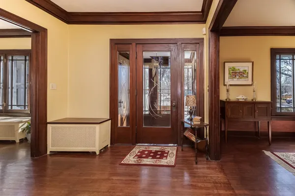 $349,000 | 1926 East Oakland Avenue, Bloomington, IL 61701