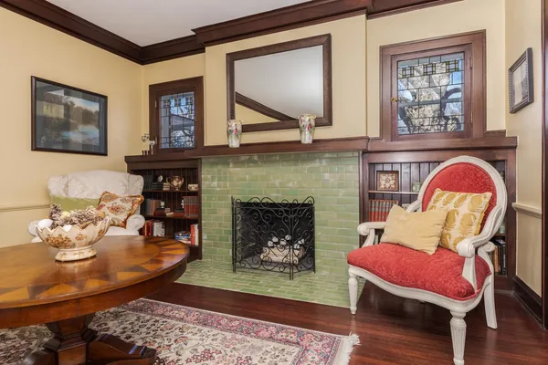 $349,000 | 1926 East Oakland Avenue, Bloomington, IL 61701