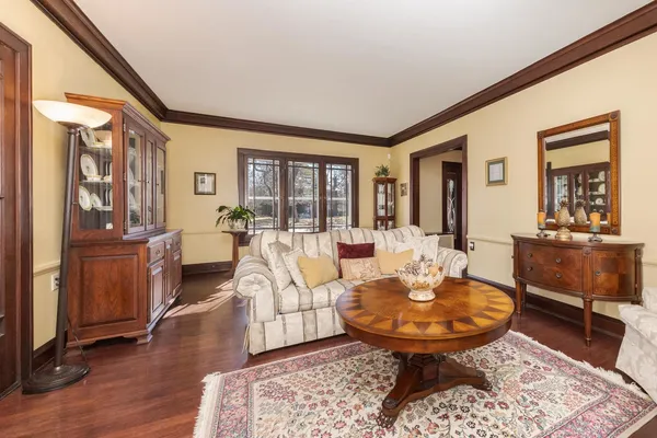 $349,000 | 1926 East Oakland Avenue, Bloomington, IL 61701