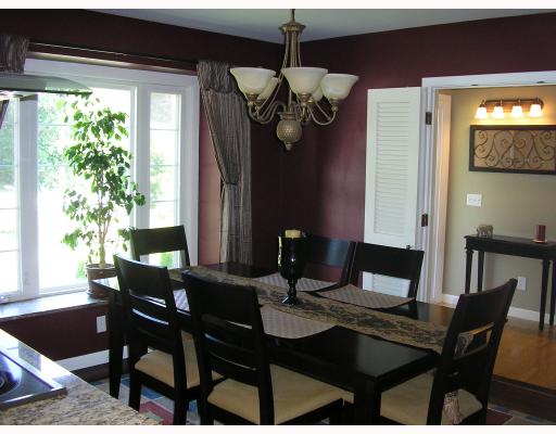 22 Hillview Road Cranston, RI 02920 - Photo 7 of 8 Dining Room.