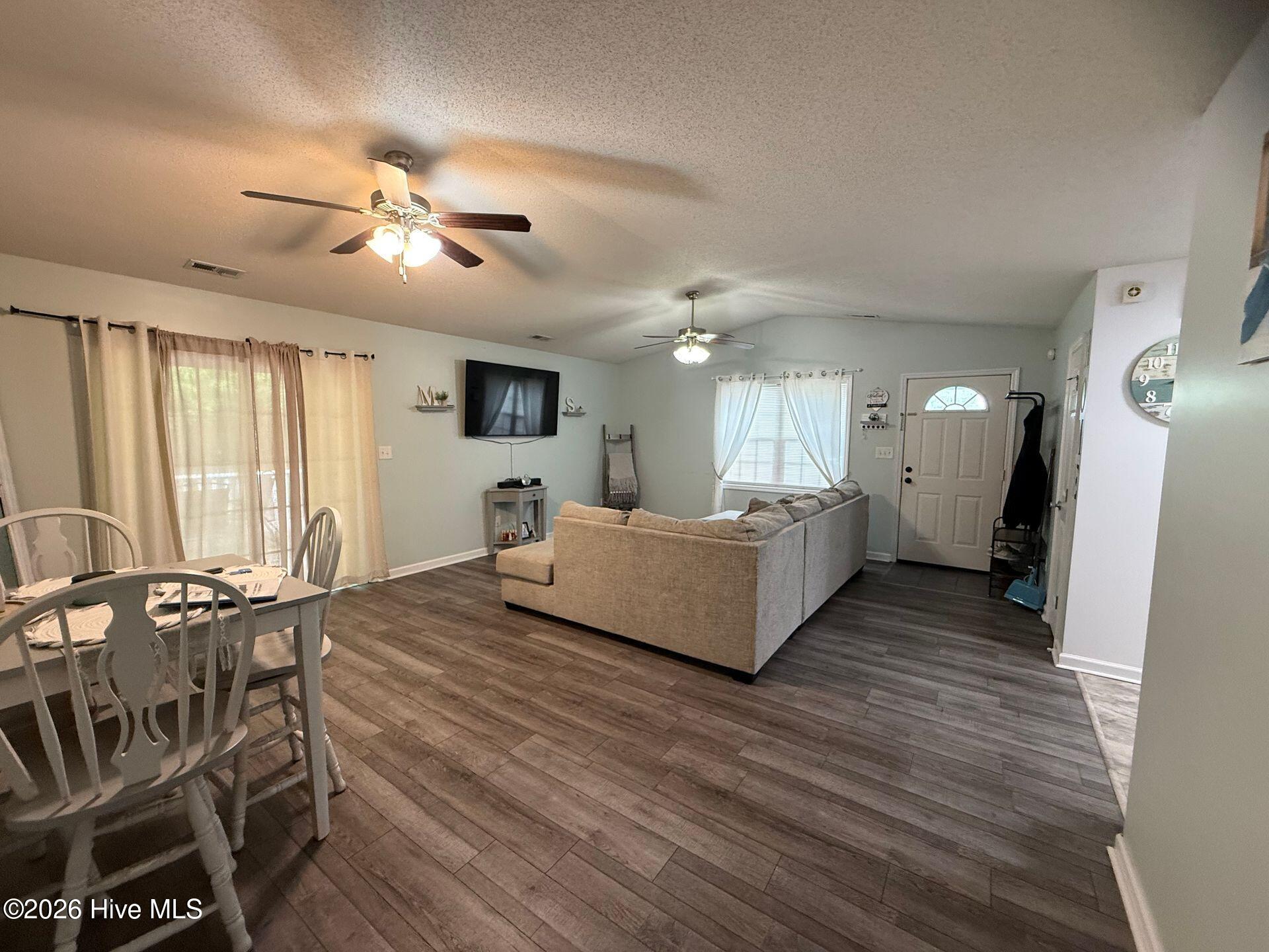 301 Top Knot Road Hubert, NC 28539 - Photo 5 of 10