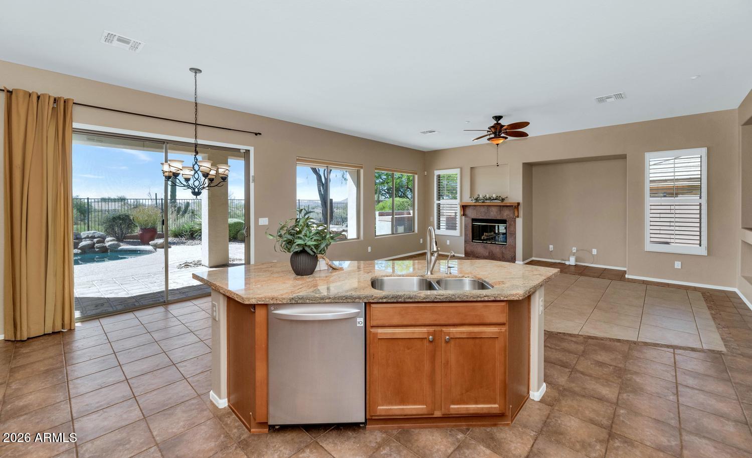 41123 North River Bend Road Phoenix, AZ 85086 - Photo 12 of 45