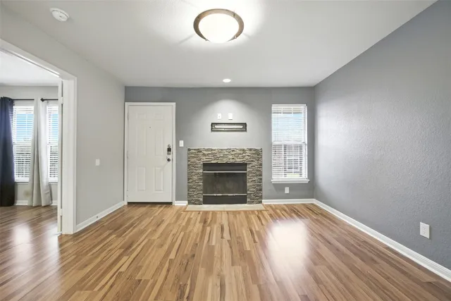 $1,595 | 7685 Northcross Drive, Unit 1028, Austin, TX 78757