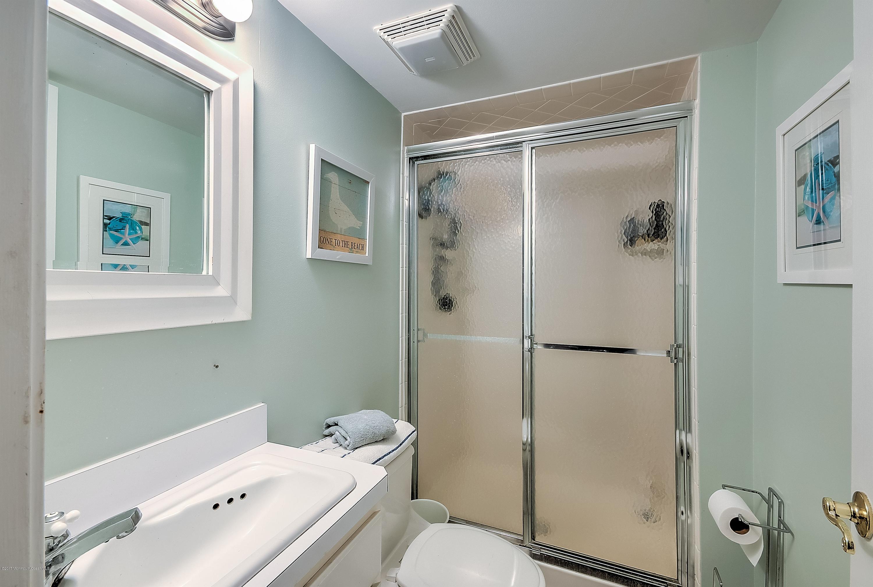 2091 Church Road Toms River, NJ 08753 - Photo 45 of 50 026_BATHROOM (1)