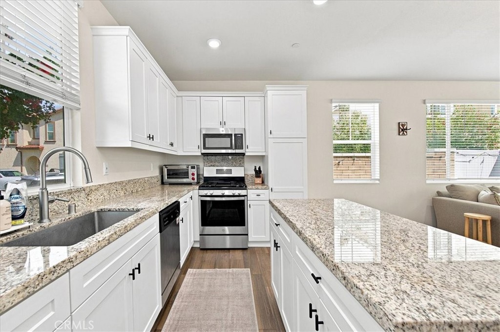 20071 Cold Canyon Court Riverside, CA 92507 - Photo 14 of 56 Gallery Image 14