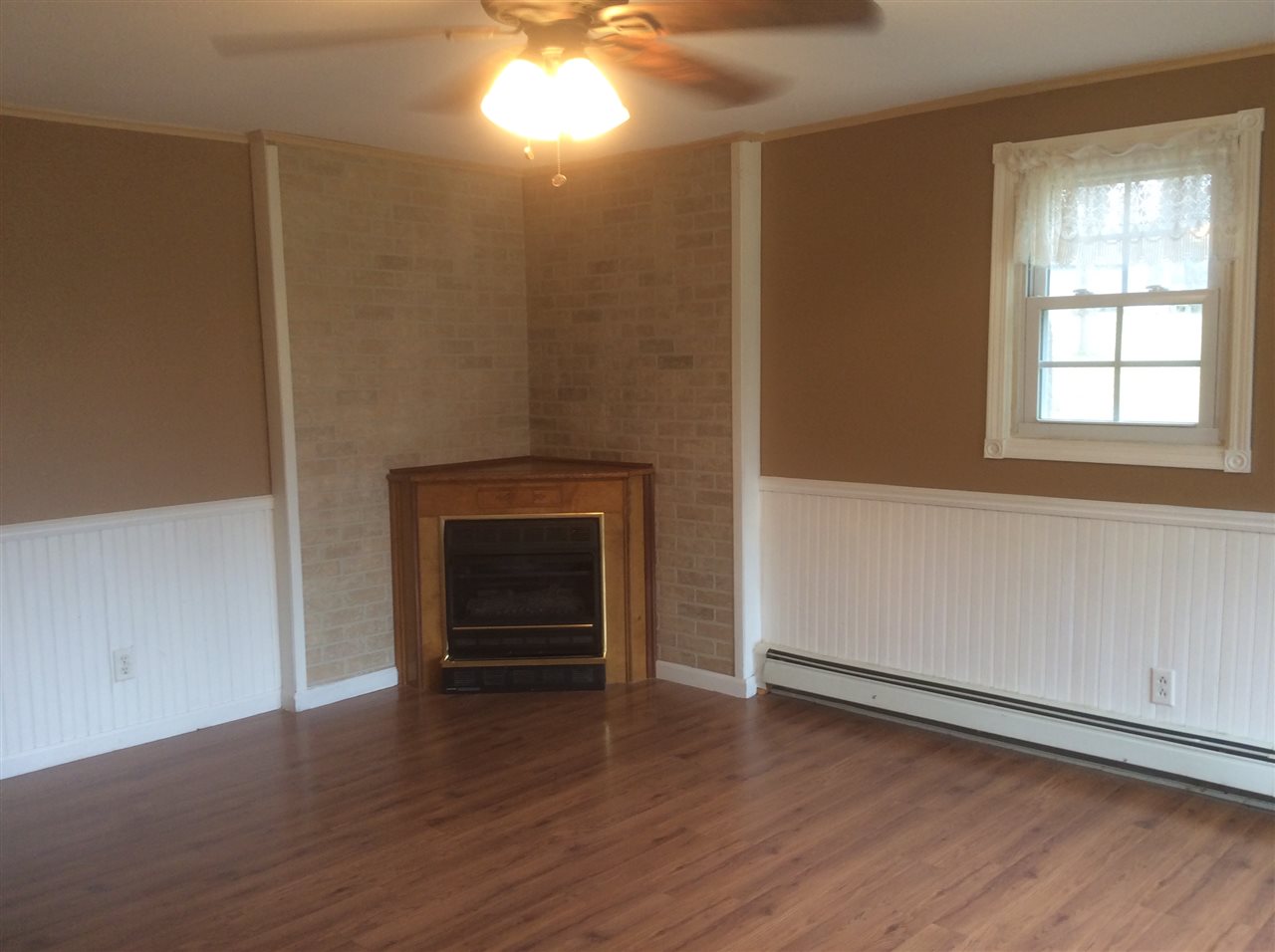 459 East Clarence Road Harrison, MI 48625 - Photo 5 of 34 1831611-4.JPG