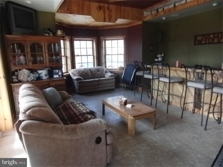 264 Walker Road Macungie, PA 18062 - Photo 22 of 24 Gallery Image 22