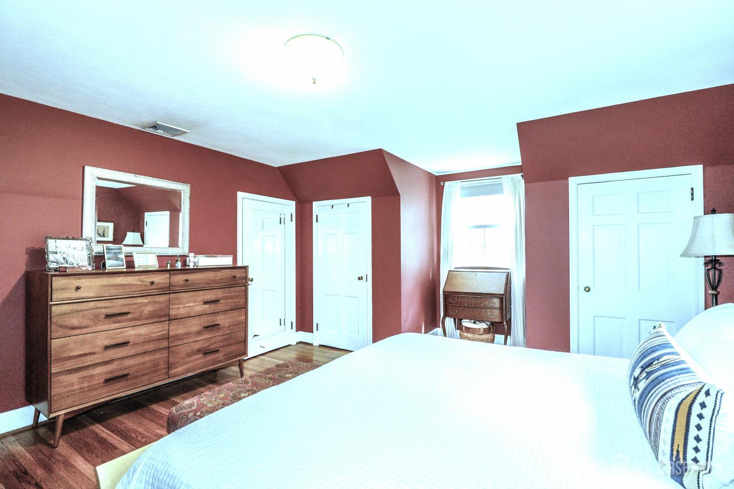 7 Crest Road New Brunswick, NJ 08901 - Photo 17 of 36