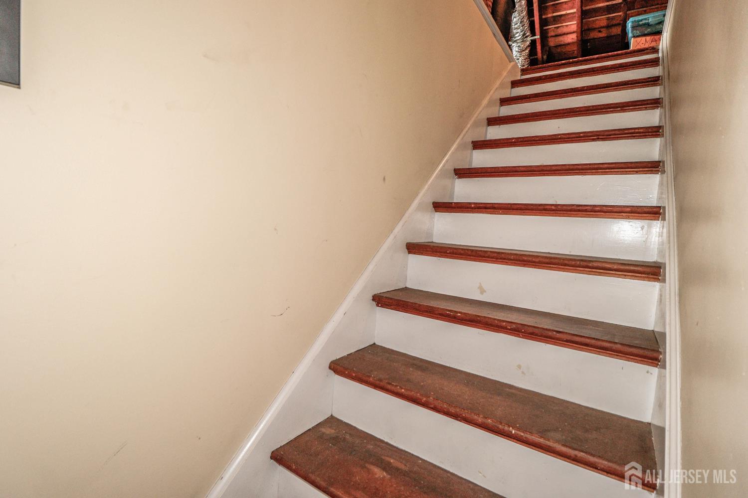 7 Crest Road New Brunswick, NJ 08901 - Photo 23 of 36