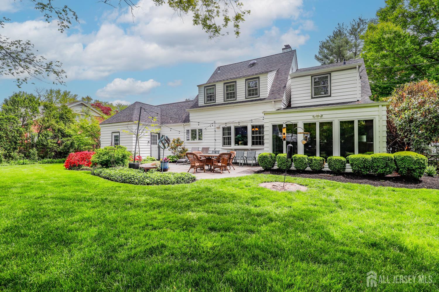 7 Crest Road New Brunswick, NJ 08901 - Photo 28 of 36