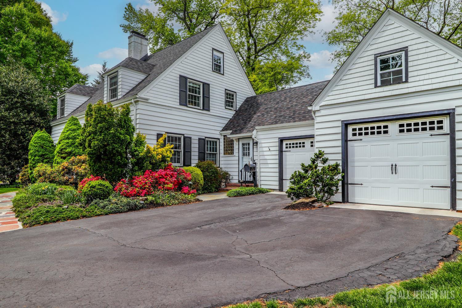 7 Crest Road New Brunswick, NJ 08901 - Photo 3 of 36