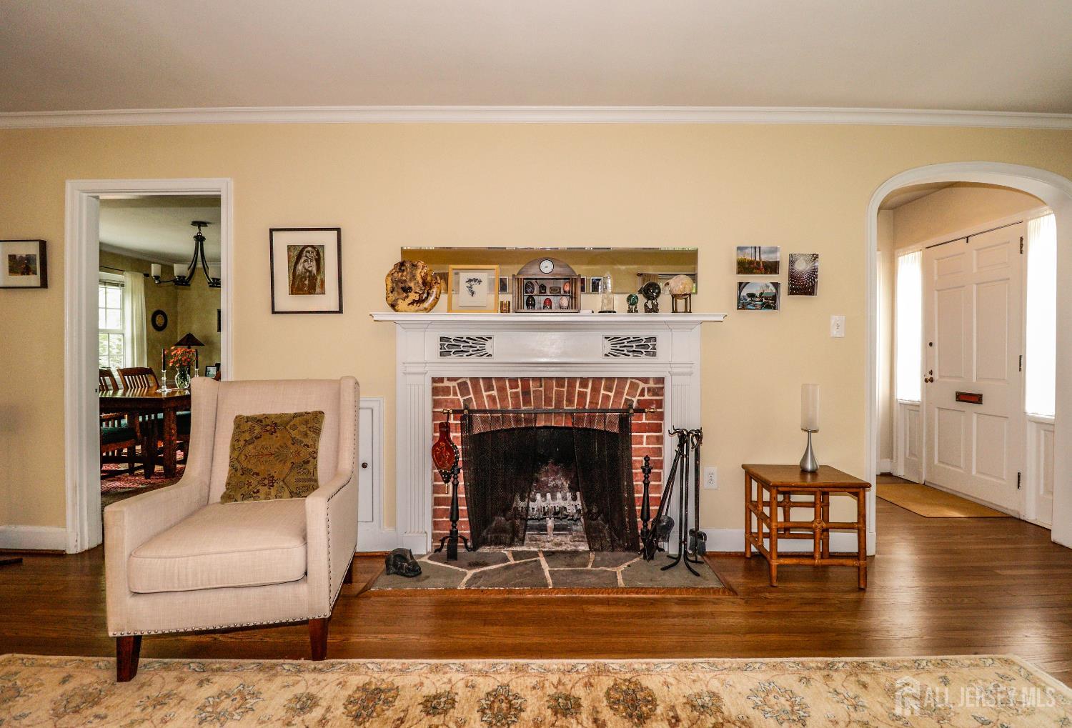 7 Crest Road New Brunswick, NJ 08901 - Photo 7 of 36