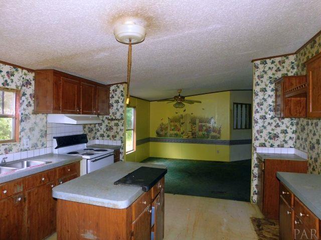6390 Albritton Road Walnut Hill, FL 32568 - Photo 11 of 37 Gallery Image 11