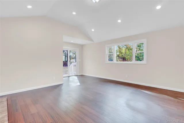 $659,900 | 116 East Woodside Avenue, Patchogue, NY 11772