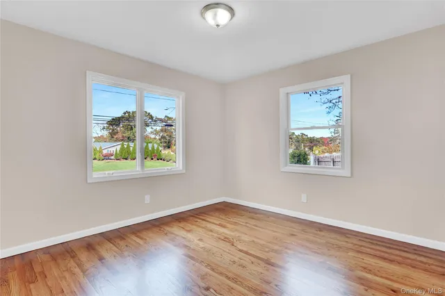 $659,900 | 116 East Woodside Avenue, Patchogue, NY 11772