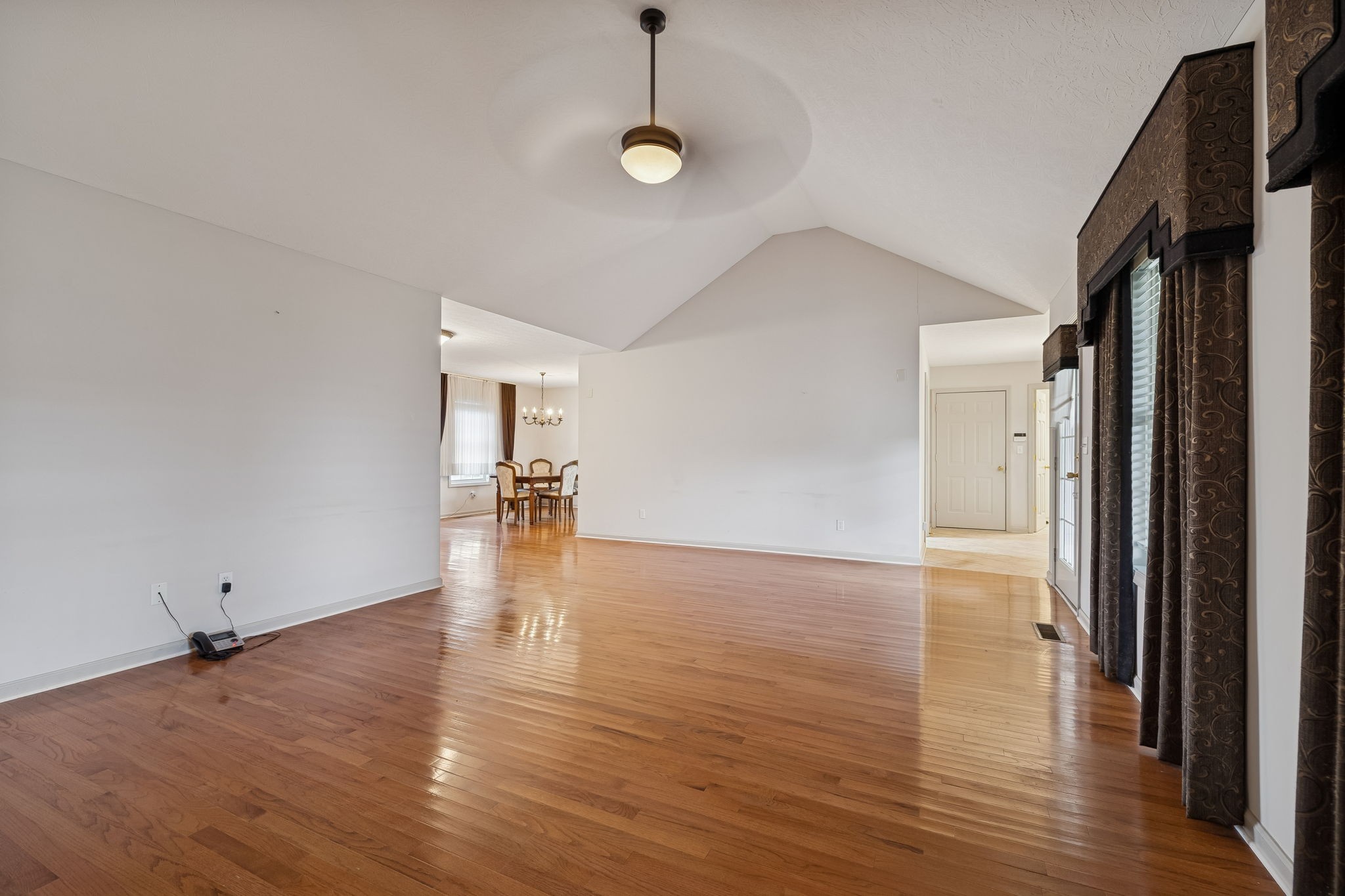 788 Long Creek Road Lafayette, TN 37083 - Photo 9 of 32