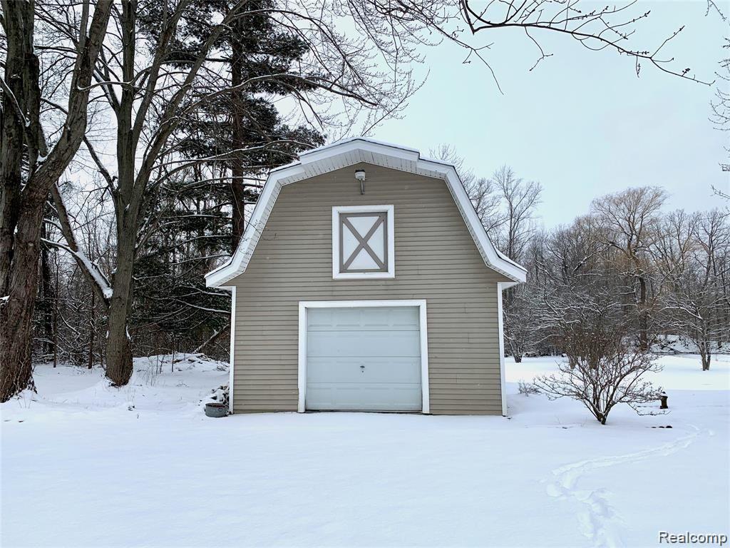 7104 Burpee Road Grand Blanc, MI 48439 - Photo 7 of 29