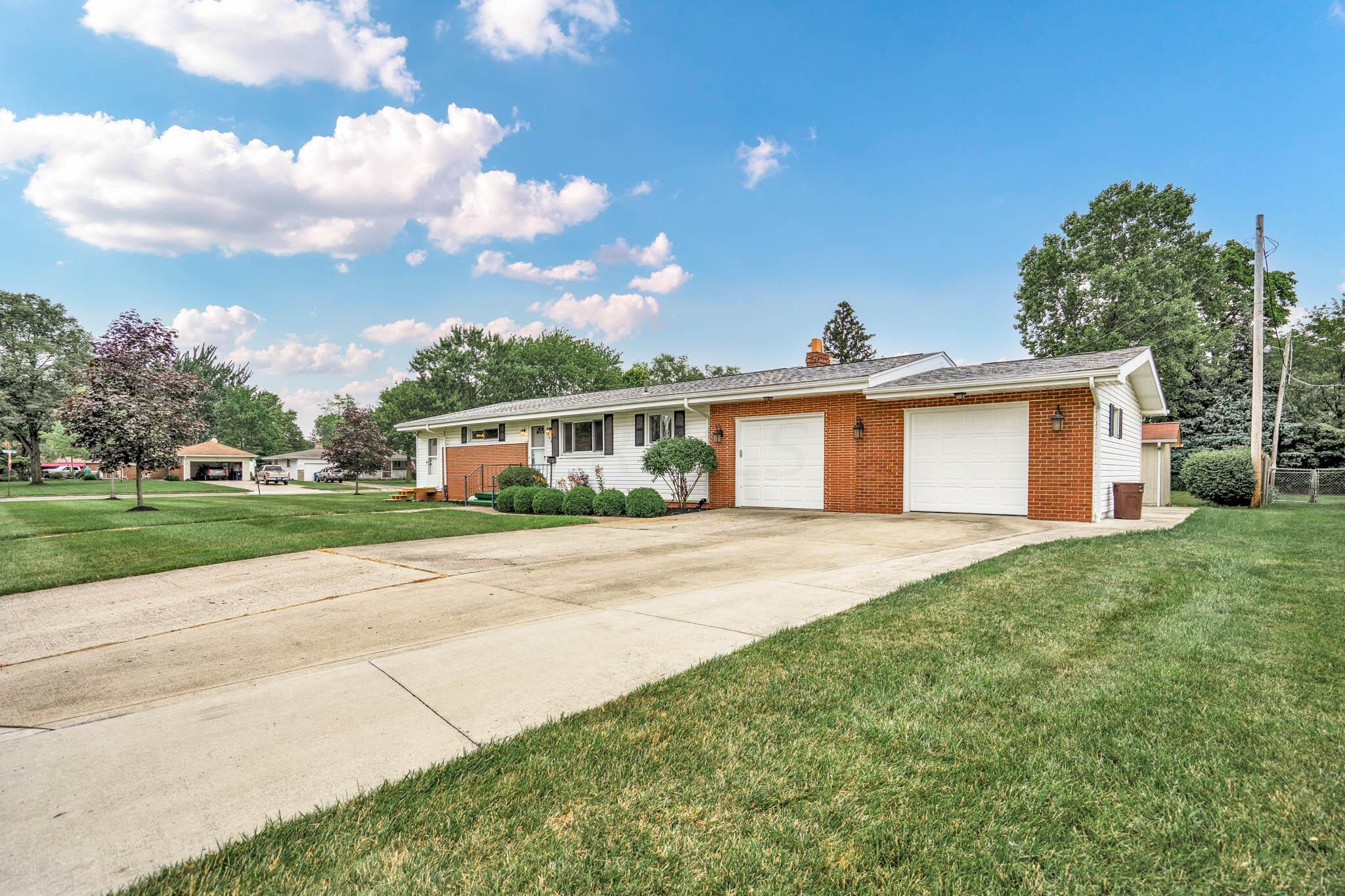 716 Ross Road Columbus, OH 43213 - Photo 1 of 20