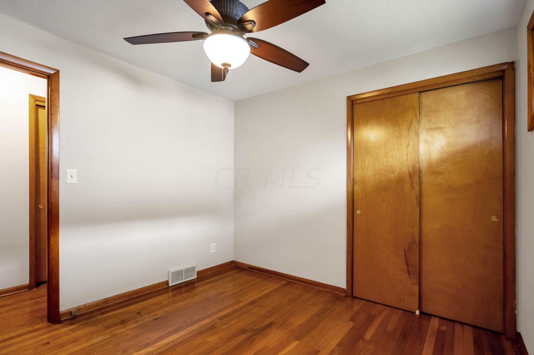 716 Ross Road Columbus, OH 43213 - Photo 14 of 20