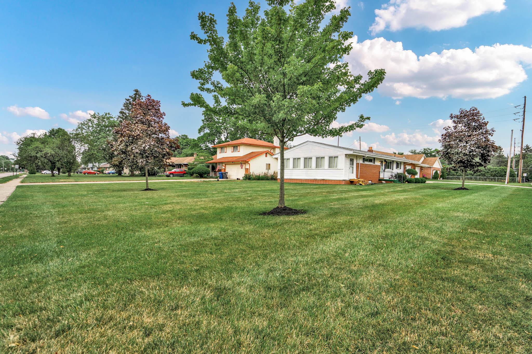 716 Ross Road Columbus, OH 43213 - Photo 3 of 20