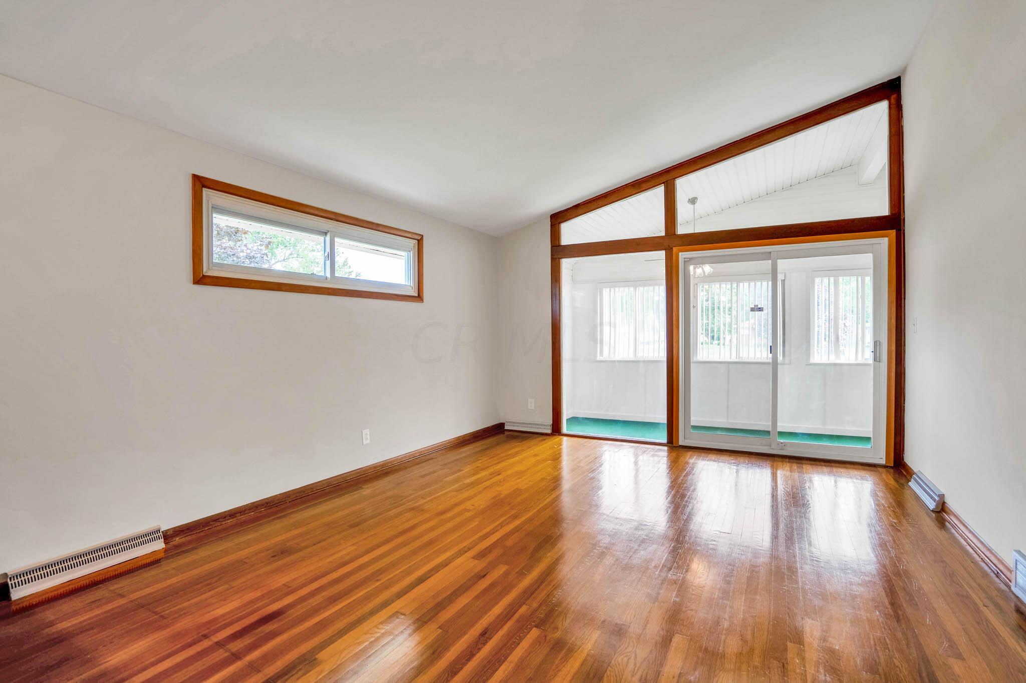 716 Ross Road Columbus, OH 43213 - Photo 6 of 20
