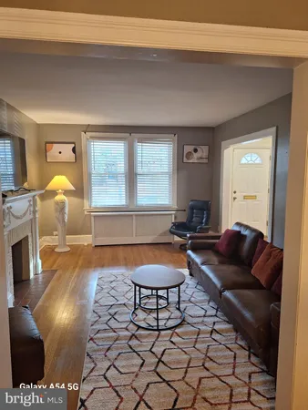 $3,900 | 3815 W Street Northwest, Washington, DC 20007