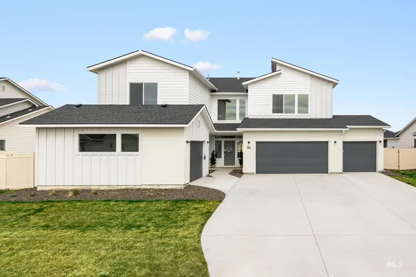 $719,990 | 1114 East Crab Spgs Street, Nampa, ID 83686