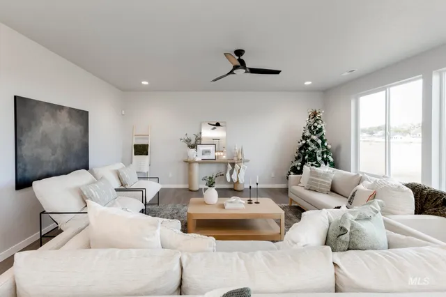 $765,990 | 1114 East Crab Spgs Street, Nampa, ID 83686