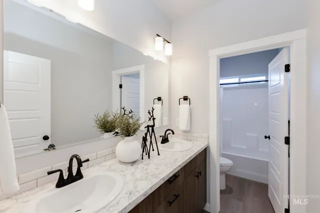 $765,990 | 1114 East Crab Spgs Street, Nampa, ID 83686