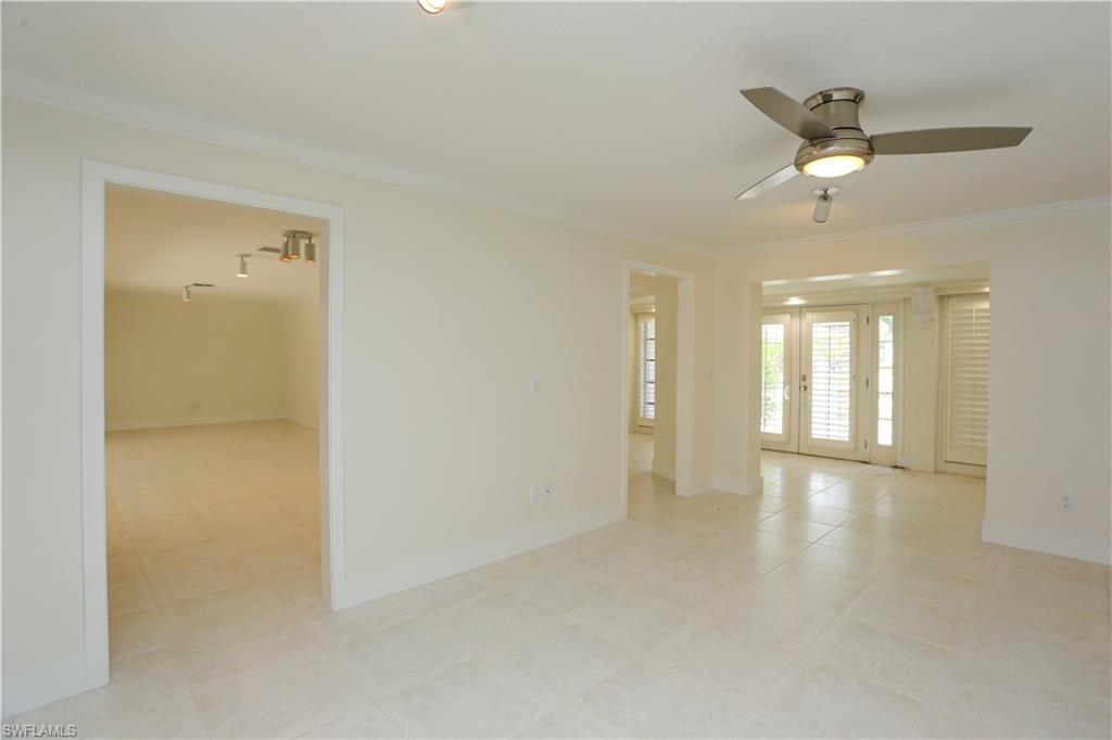 2901 Crayton Road Naples, FL 34103 - Photo 29 of 50