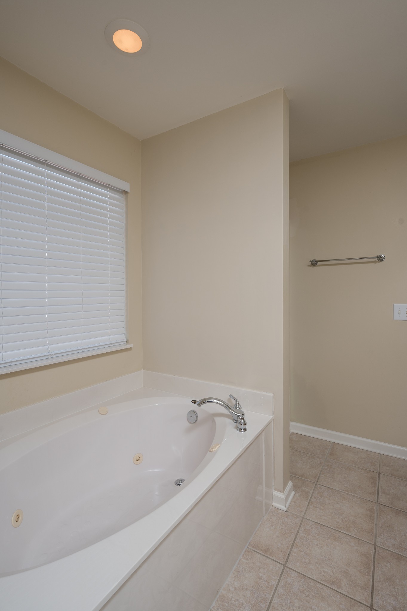 1322 Tilton Drive Franklin, TN 37067 - Photo 32 of 60 a bathroom with a bathtub