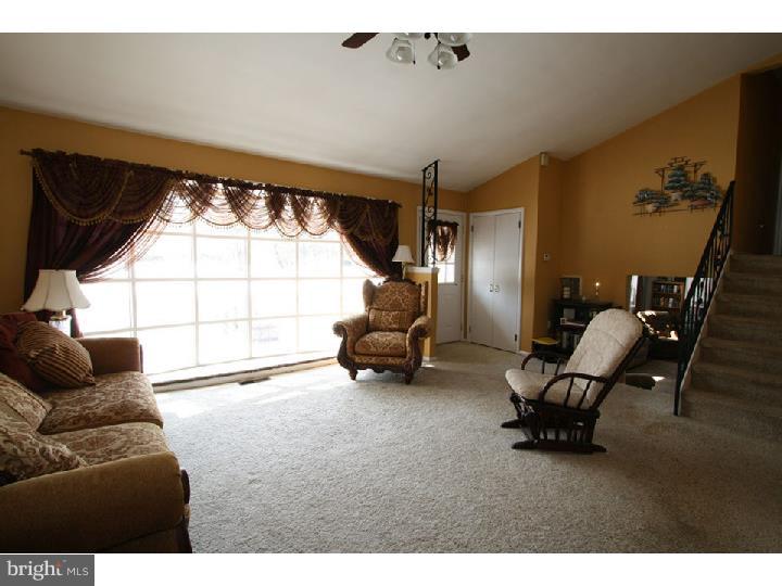 1116 Welsh Road Ambler, PA 19002 - Photo 7 of 22 Living Room