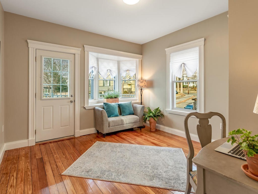 19 Usher Road, Unit 2 Medford, MA 02155 - Photo 11 of 31 Gallery Image 11