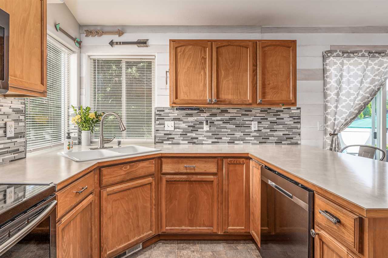 1314 North Simpson Road Liberty Lake, WA 99019 - Photo 7 of 20 Gallery Image 7