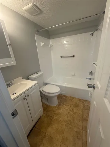 $1,450 | Undisclosed Address, Clearwater, FL 33755