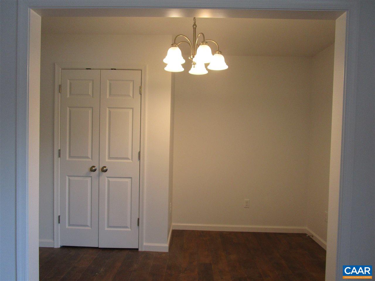 6814 Courthouse Road Louisa, VA 23093 - Photo 2 of 32 an empty room with window