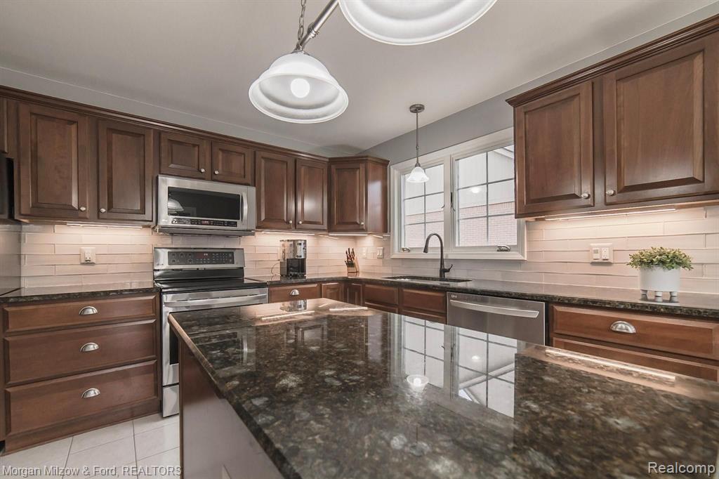 1175 Brunswick Rochester Hills, MI 48309 - Photo 23 of 44