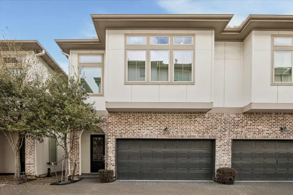 $2,700 | 5209 Allen Street, Unit C, Houston, TX 77007