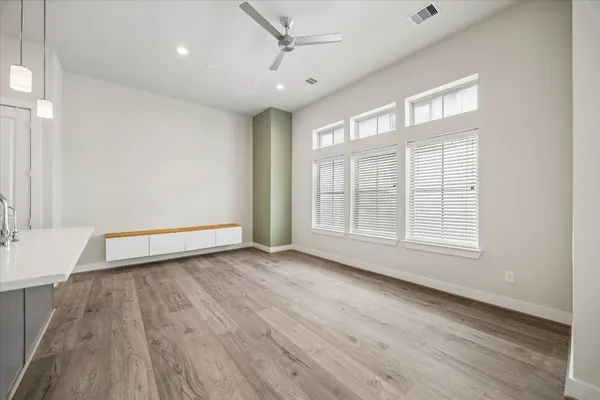 $2,700 | 5209 Allen Street, Unit C, Houston, TX 77007