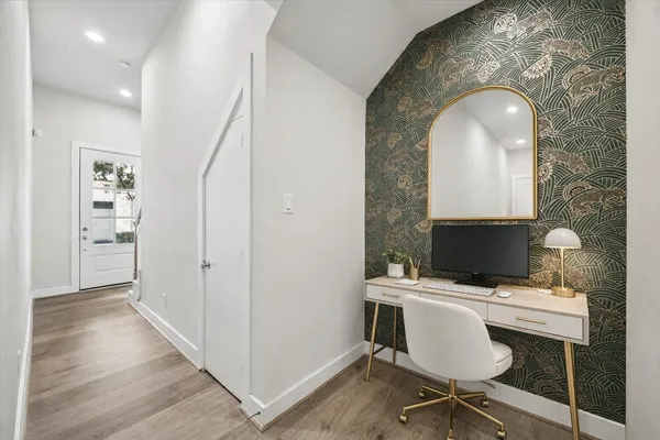 $2,700 | 5209 Allen Street, Unit C, Houston, TX 77007