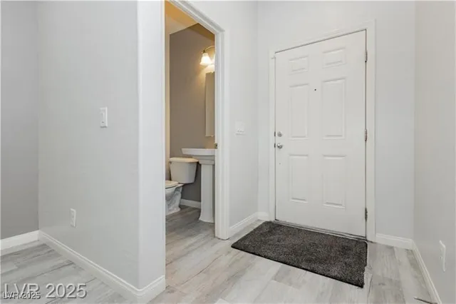 $2,190 | 6452 Dimatteo Street, Las Vegas, NV 89148