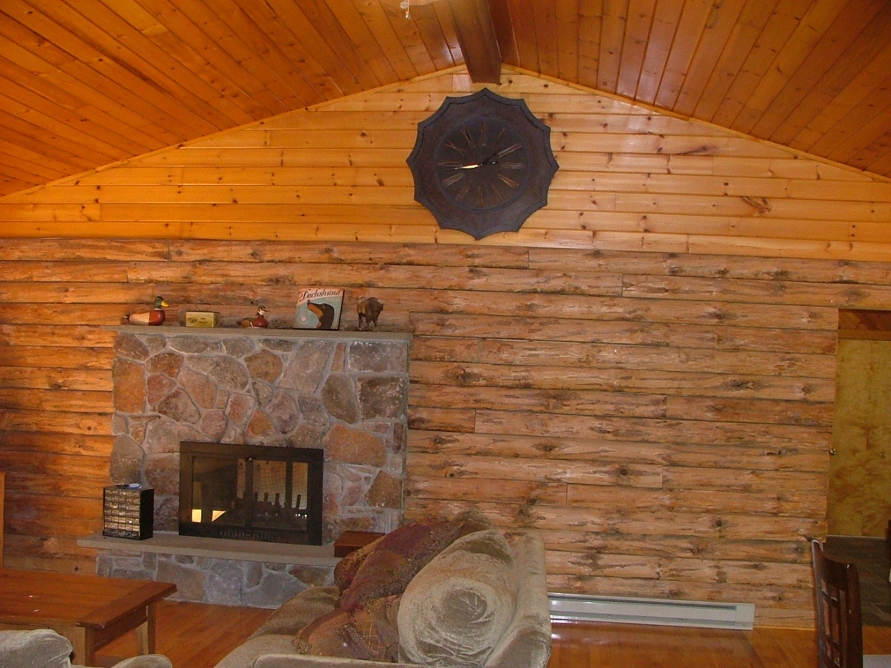 881 East Washington Road Hinsdale, MA 01235 - Photo 14 of 21 Living Room