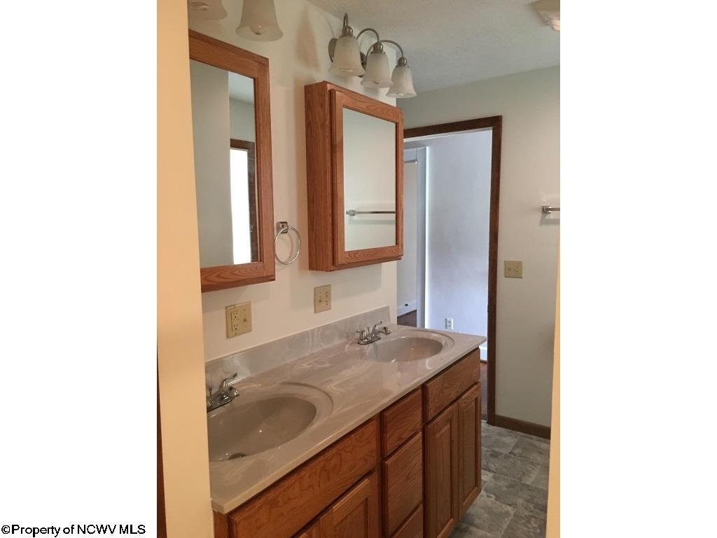 450 Ferguson Road Elkins, WV 26241 - Photo 6 of 6 Gallery Image 6