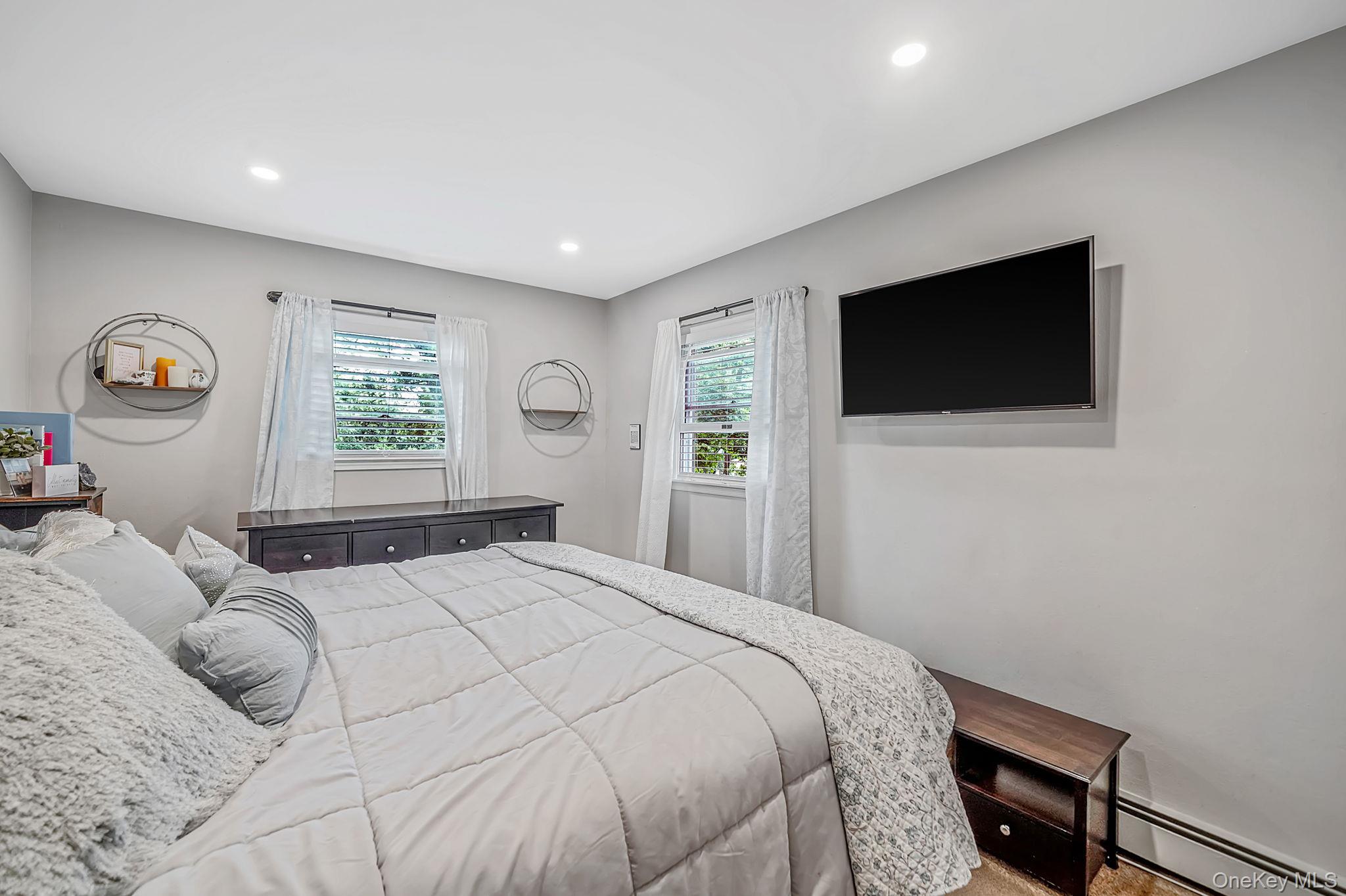 30 Sayville Road Sound Beach, NY 11789 - Photo 24 of 30
