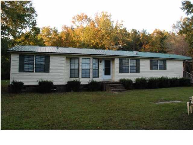 135 Jenerts Lane Ridgeville, SC 29472 - Photo 1 of 11 Primary Photo
