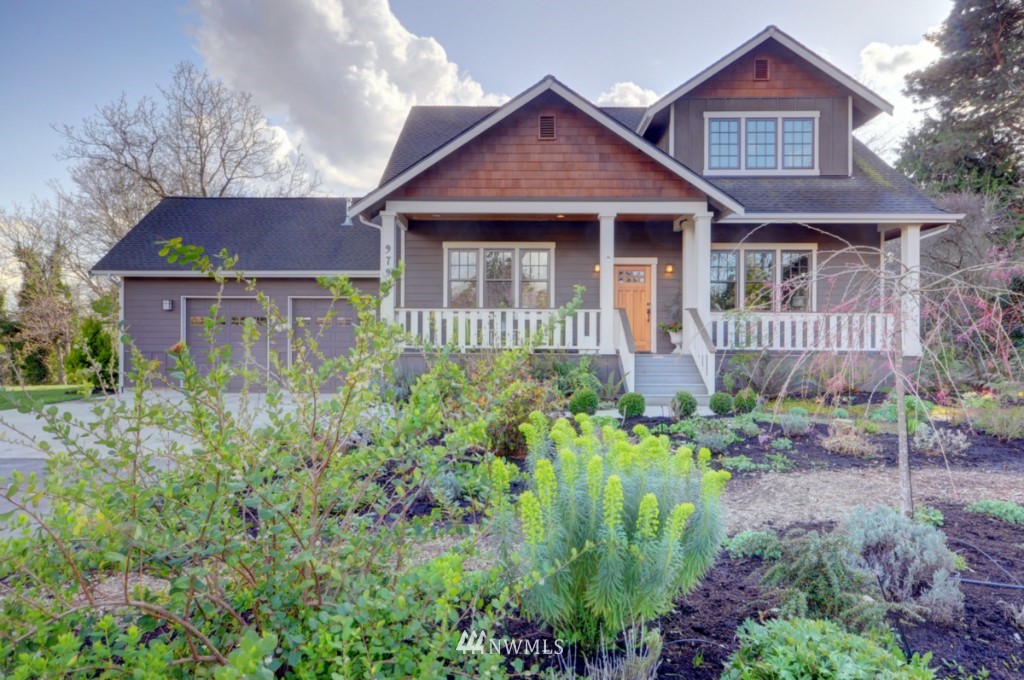 979 Southwest 3rd Place Renton, WA 98057 - Photo 1 of 15