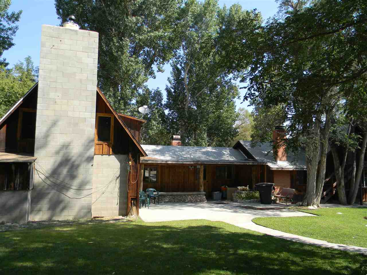 240 Ocean View Road Bishop, CA 93514 - Photo 1 of 32 Gallery Image 1