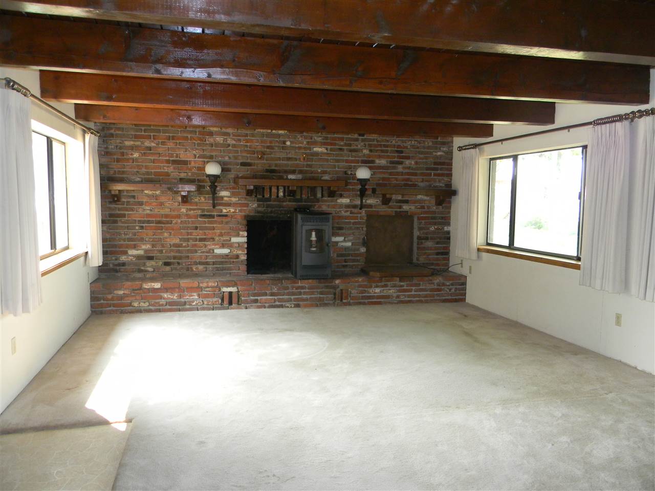 240 Ocean View Road Bishop, CA 93514 - Photo 19 of 32 Gallery Image 19