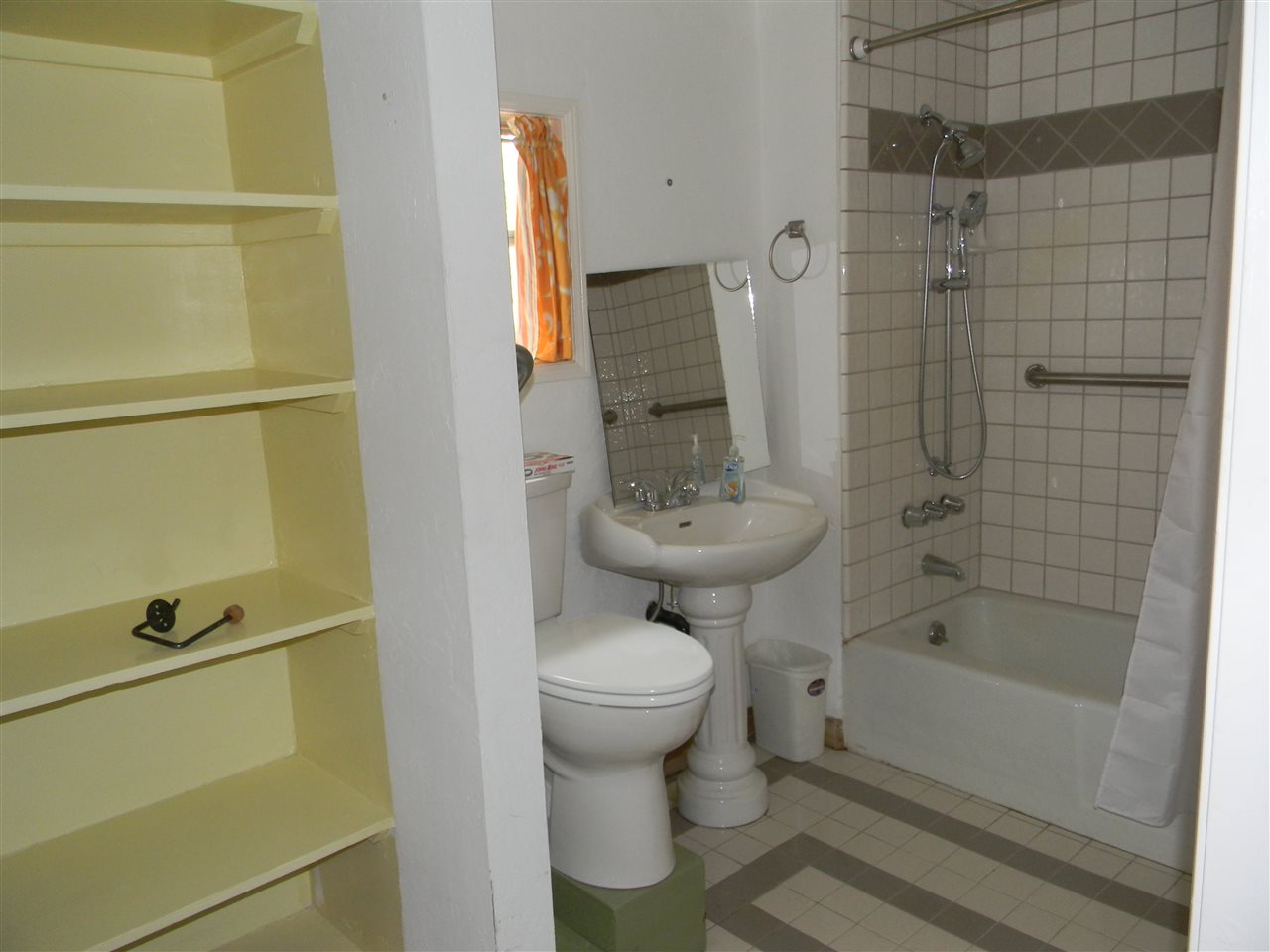 240 Ocean View Road Bishop, CA 93514 - Photo 25 of 32 Gallery Image 25